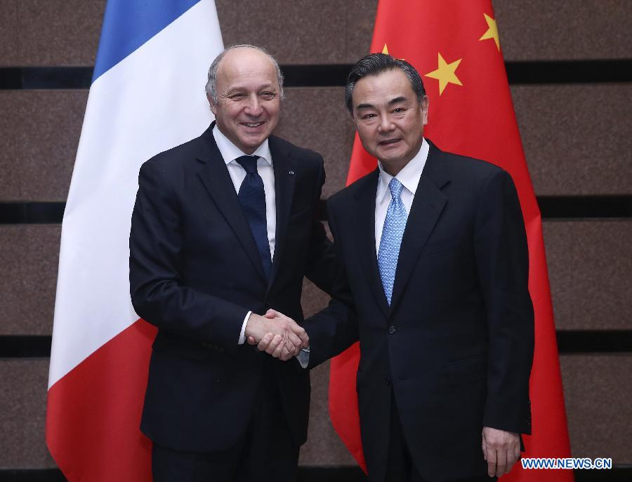 Переговоры министров иностранных дел КНР и Франции