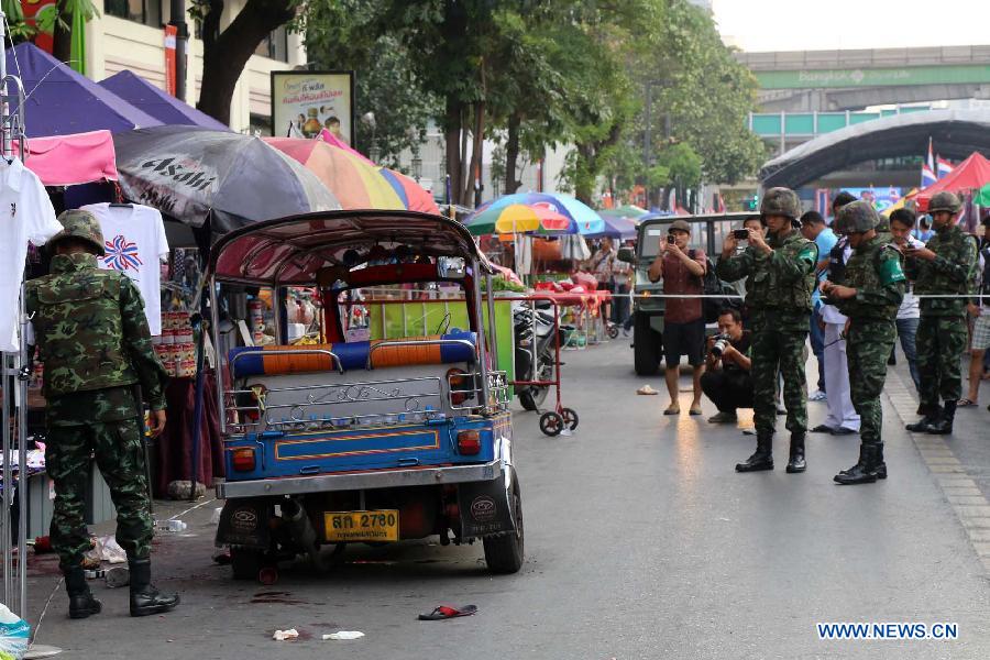 2 человека стали жертвами взрыва в Бангкоке  (5)