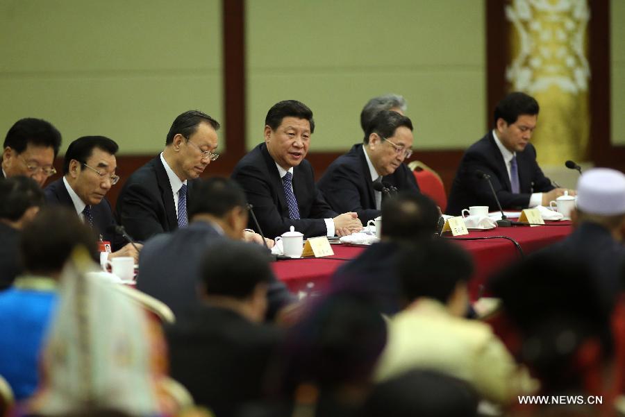Си Цзиньпин подчеркнул необходимость дорожить национальной солидарностью (5)
