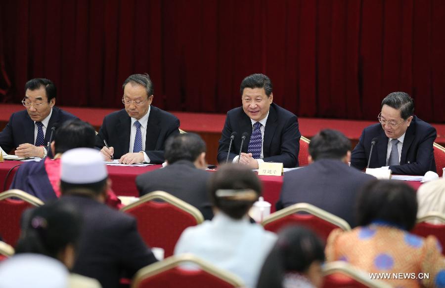Си Цзиньпин подчеркнул необходимость дорожить национальной солидарностью (3)