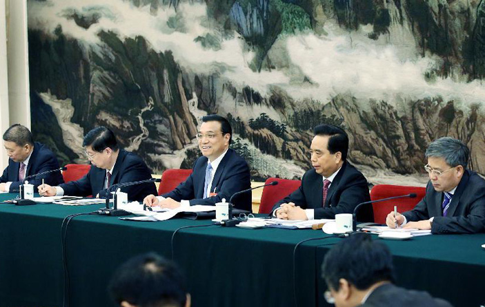 Ли Кэцян принял участие в заседании делегации провинции Шаньдун в рамках второй сессии ВСНП 12-го созыва