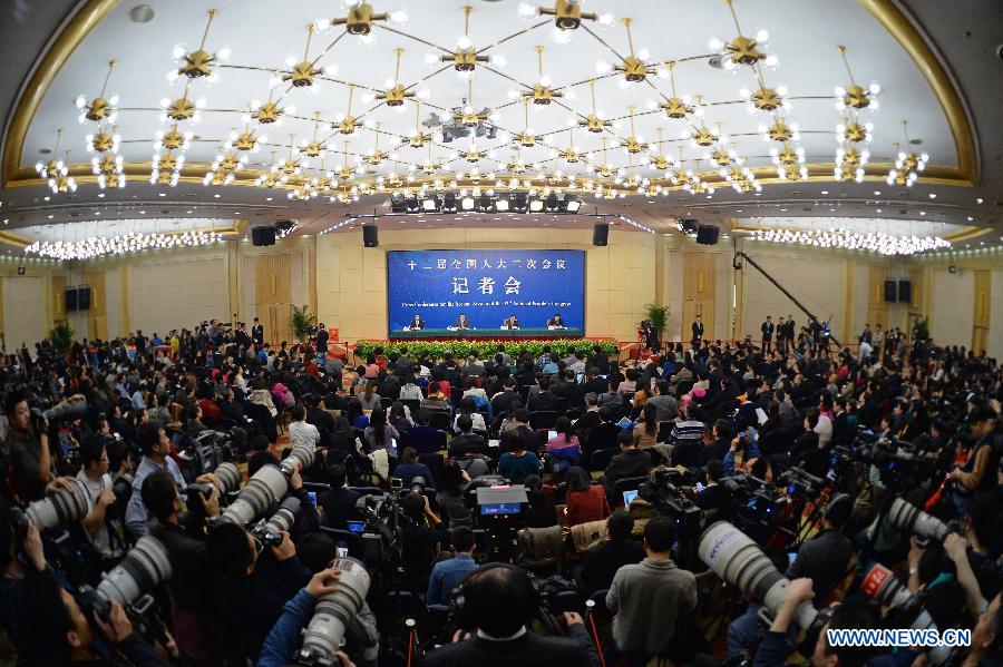 Китайско-российские отношения укрепятся -- глава МИД КНР (8)