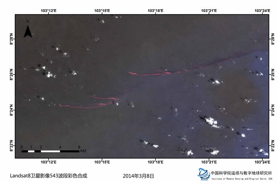 Данные спутника показали три масляных пятна в месте исчезновения самолета (2)