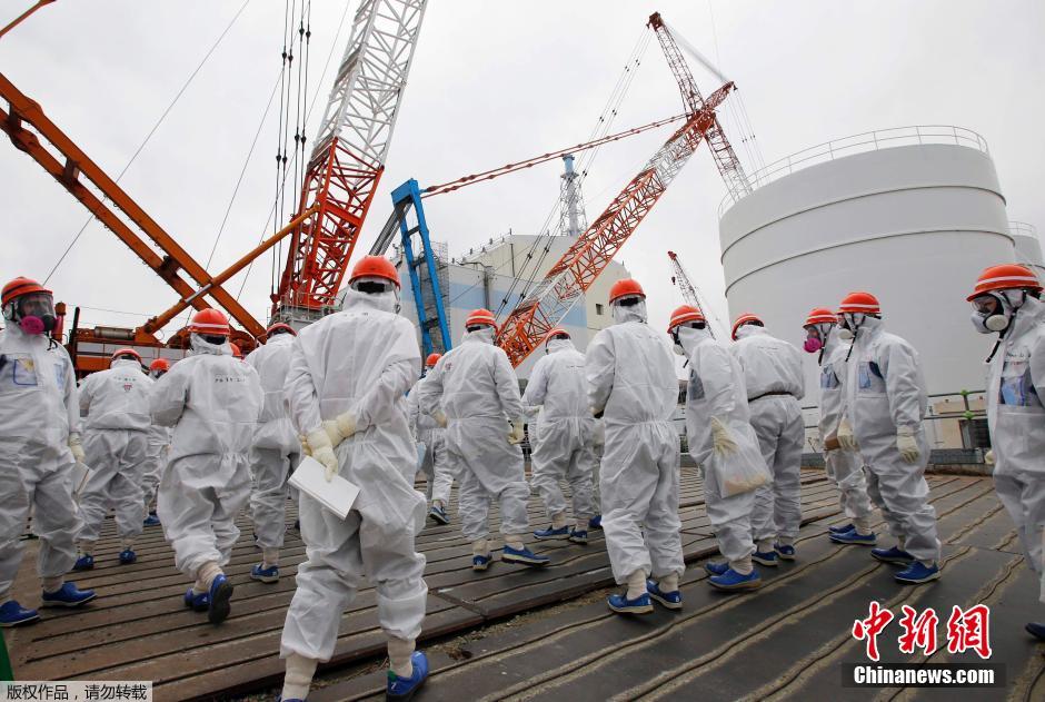 АЭС «Фукусима-1» в Японии открыта для представителей СМИ в день 3-й годовщины ядерной утечки (2)