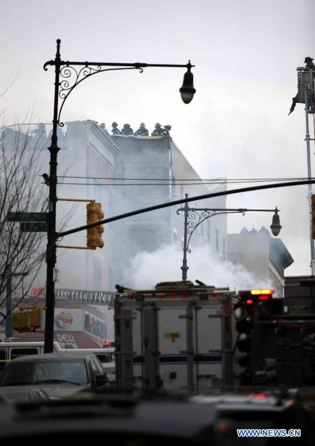 В результате взрыва в Нью-Йорке по меньшей мере 2 человека погибли, 18 -- пострадали (6)
