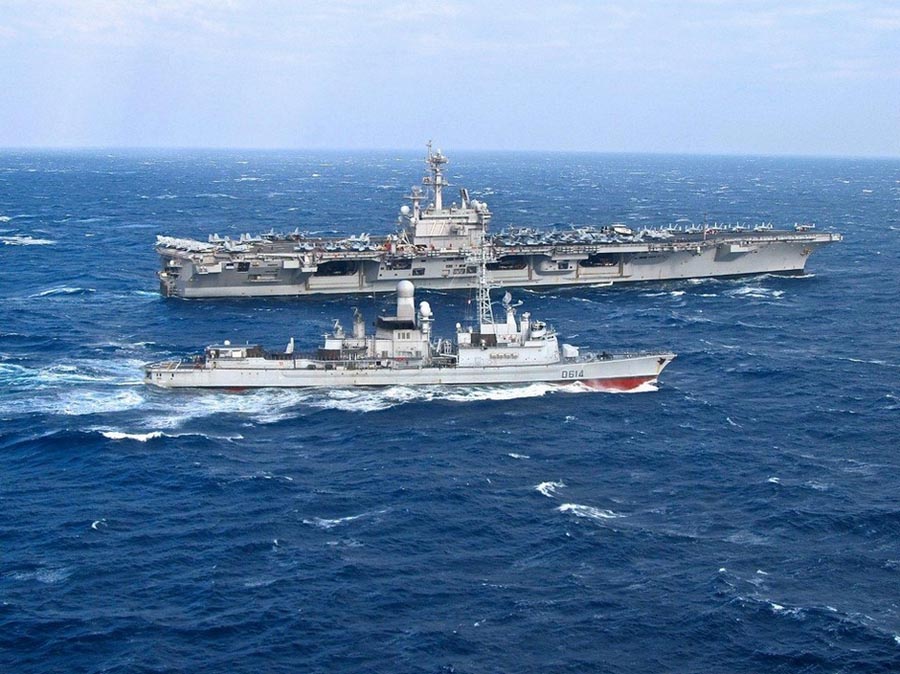ВМФ США и Франции провели совместные учения в Средиземном море (3)