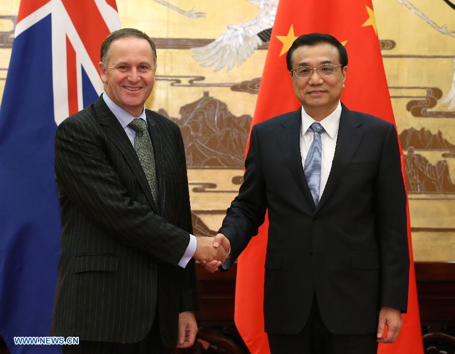 Ли Кэцян провел переговоры с премьер-министром Новой Зеландии, объявлено о начале прямых торгов юань -- новозеландский доллар
