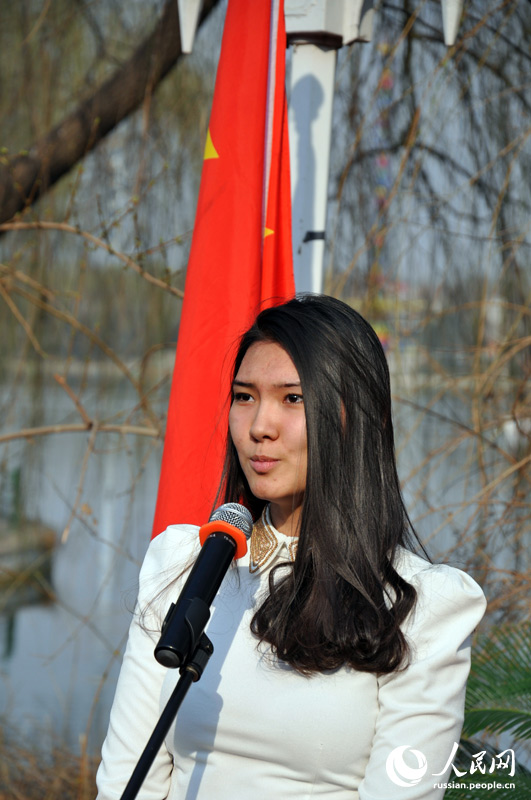 В Пекине прошла церемония открытии статуи известного казахского поэта Абая Кунанбаева (6)