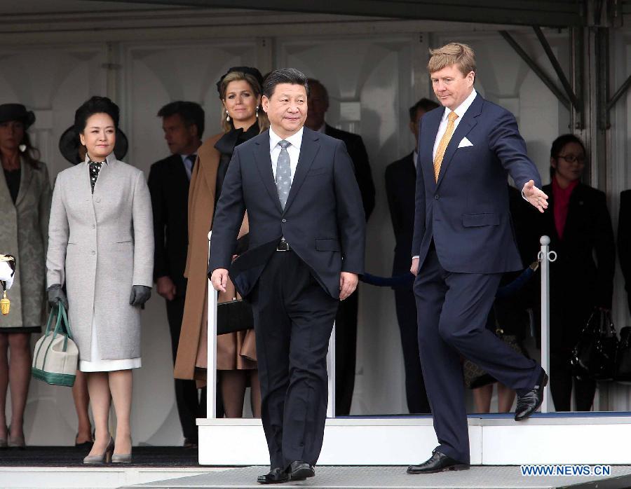 Си Цзиньпин прибыл с государственным визитом в Нидерланды (4)