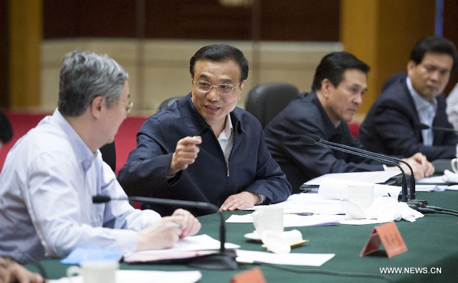 Китайский премьер подчеркнул значимость реформ для стабилизации экономики (2)