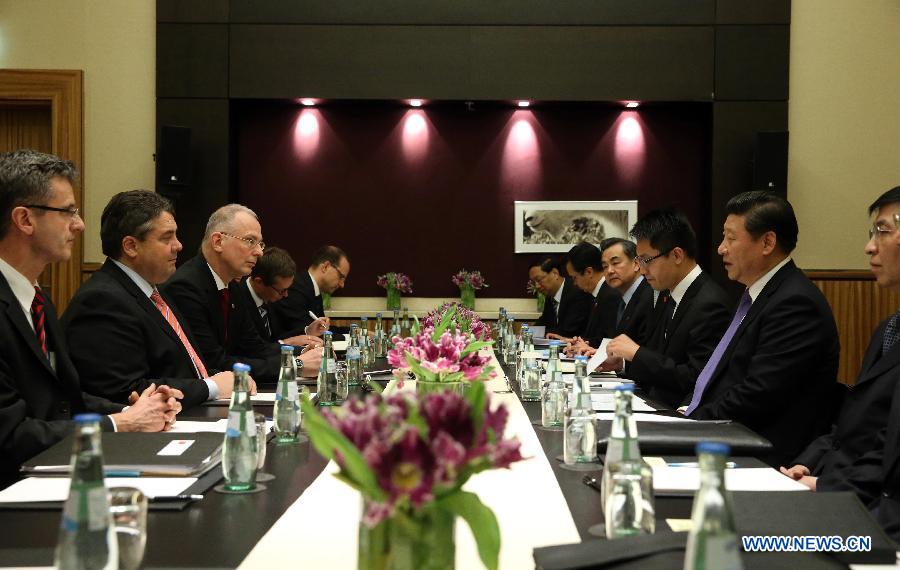 Си Цзиньпин встретился с вице-канцлером Германии З. Габриэлем (2)