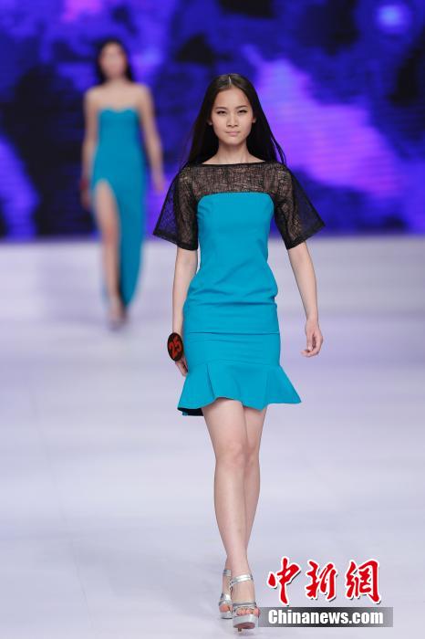 Гэн Сюань стала победительницей китайского конкурса супер-моделей (10)
