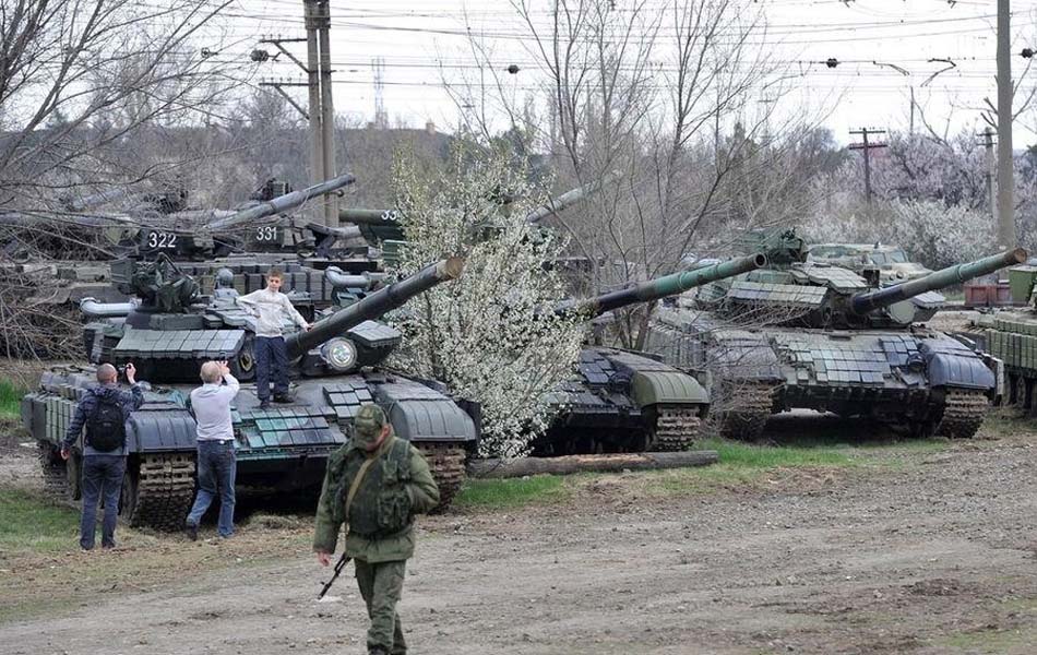 Путин приказал вернуть Украине оружие (7)