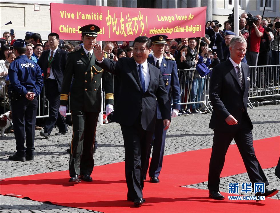 Фотографии: 11-дневная поездка Си Цзиньпина в Европу (6)