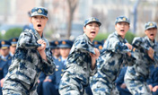 Женская сборная Китая по волейболу приняла участие в военном параде
