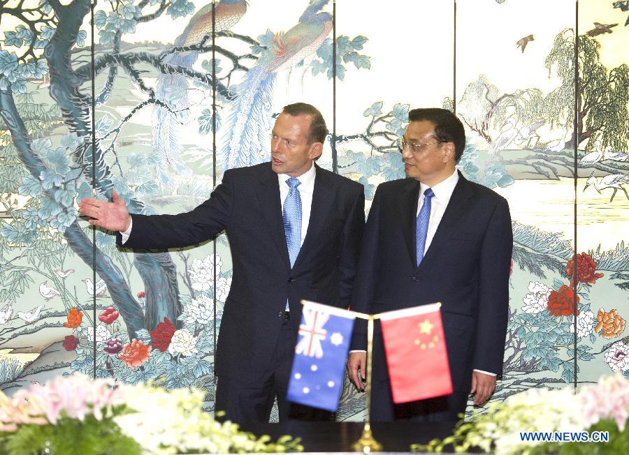 Ли Кэцян провел ежегодную встречу с премьер-министром Австралии Тони Абботтом (5)