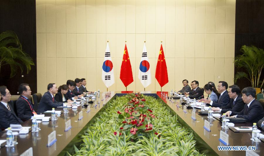 Ли Кэцян встретился с премьер-министром РК (2)