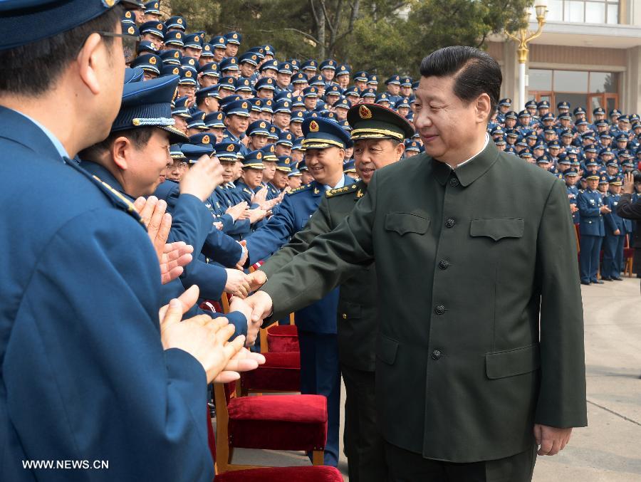 Си Цзиньпин призвал к строительству более сильных ВВС