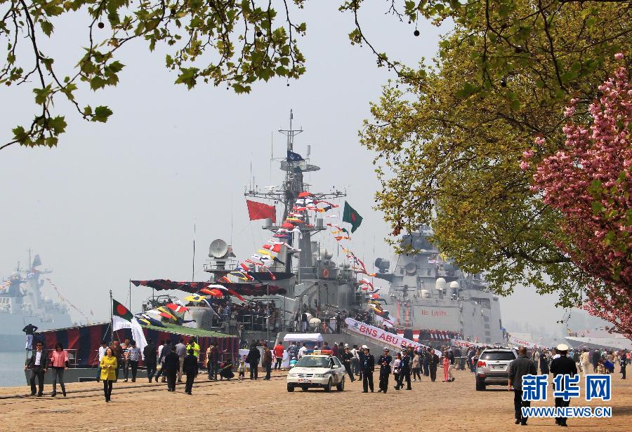 Китайские и зарубежные военные корабли, задействованные в совместных учениях ВМС «Морское сотрудничество - 2014», открыты для публики (7)