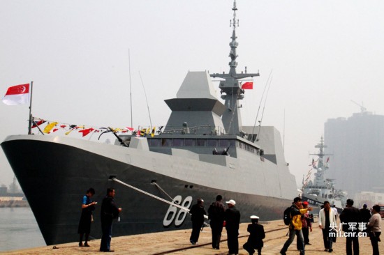 Китайские и зарубежные военные корабли, задействованные в совместных учениях ВМС «Морское сотрудничество - 2014», открыты для публики (22)