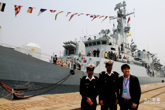 Китайские и зарубежные военные корабли, задействованные в совместных учениях ВМС «Морское сотрудничество - 2014», открыты для публики (25)