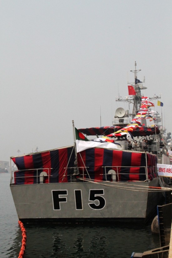 Китайские и зарубежные военные корабли, задействованные в совместных учениях ВМС «Морское сотрудничество - 2014», открыты для публики (17)