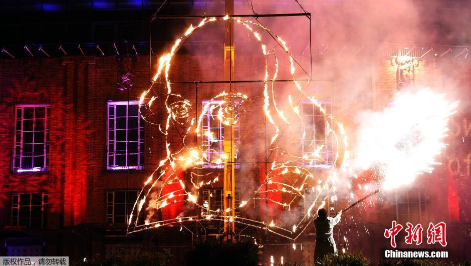 В Великобритании устроили фейерверк в честь 450-летия со дня рождения Шекспира