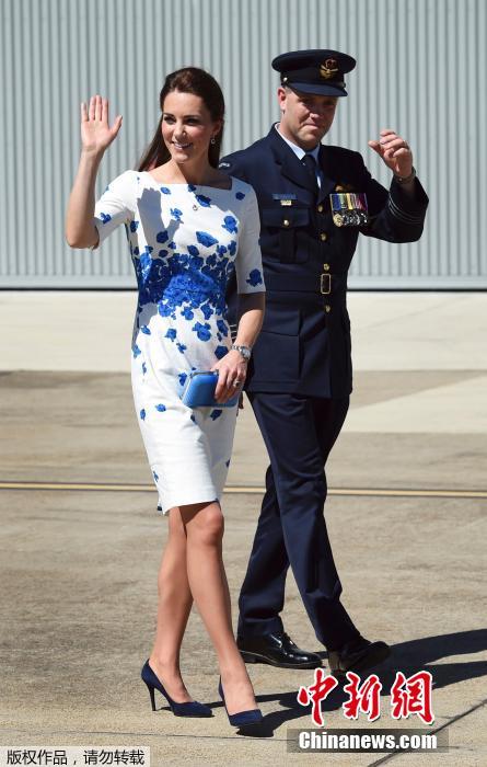 Фотографии: прекрасные платья принцессы Кейт в турне по Австралии (10)