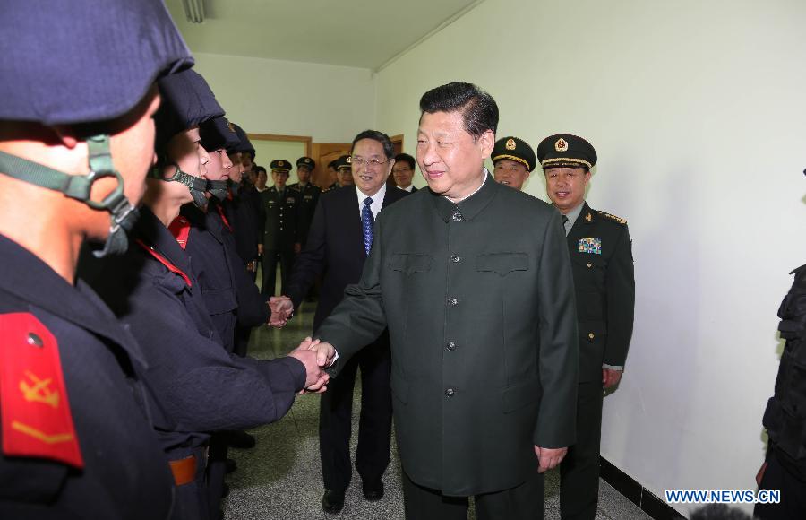 Си Цзиньпин приказал нанести "сокрушительный удар" по терроризму