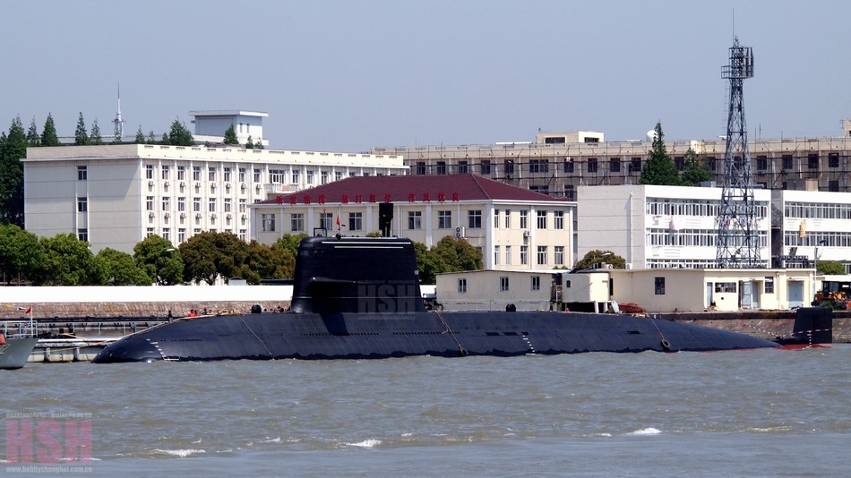 Появились новые фотографии атомной подводной лодки Китая 093В (2)