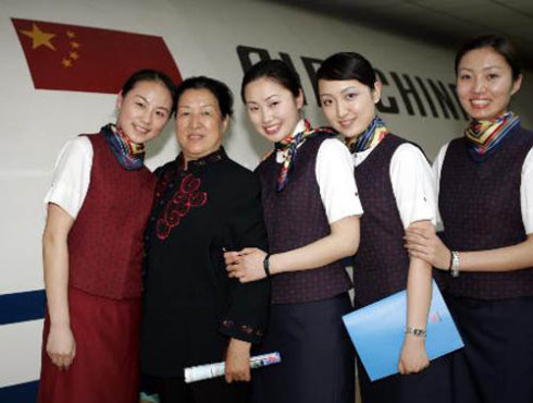 Как выглядели первые стюардессы Китая? (10)