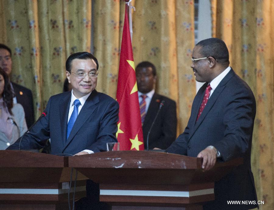 Ли Кэцян провел переговоры с премьер-министром Эфиопии Хайлемариамом Десаленем (5)