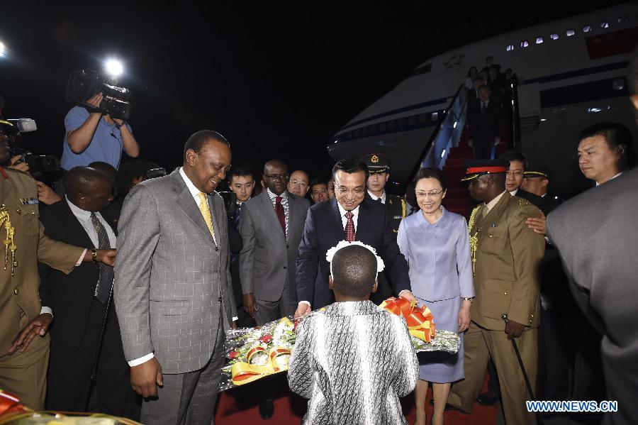 Премьер Госсовета КНР прибыл с визитом в Кению (2)