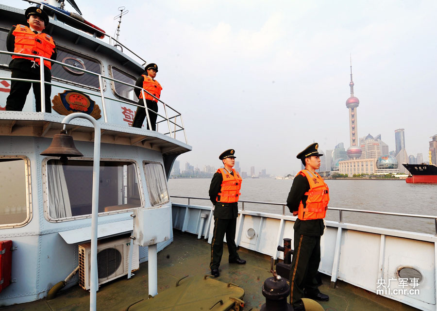 Вооруженная полиция Шанхая провела учения по обеспечению безопасности Саммита СВМДА (8)