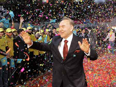 В декабре 2006 года президент Казахстана Нурсултан Назарбаев нанес визит в Китай.  