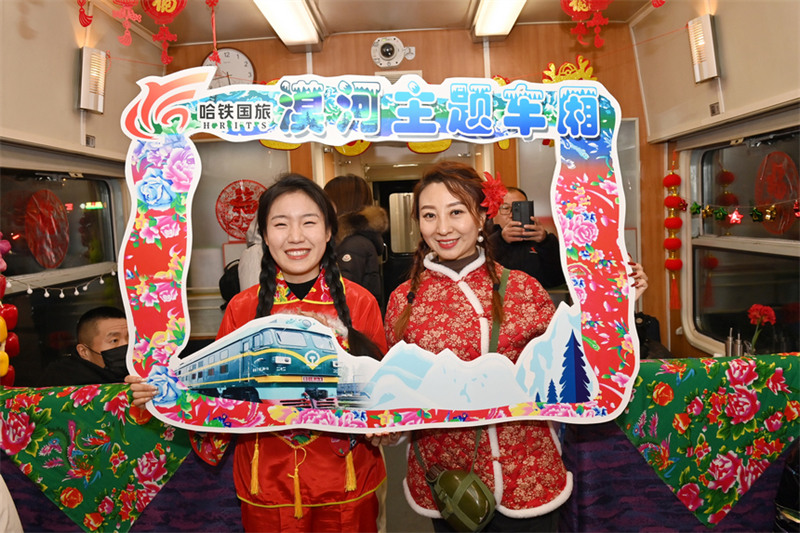 На северо-востоке Китая запустили первый тематический поезд с местными культурными особенностями