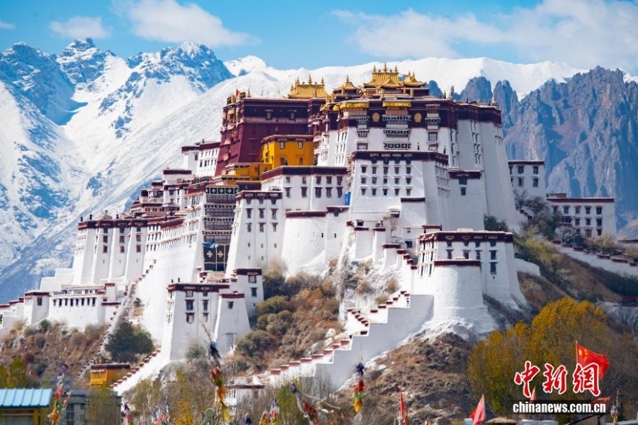 Дворец Потала: сокровище сквозь времена года