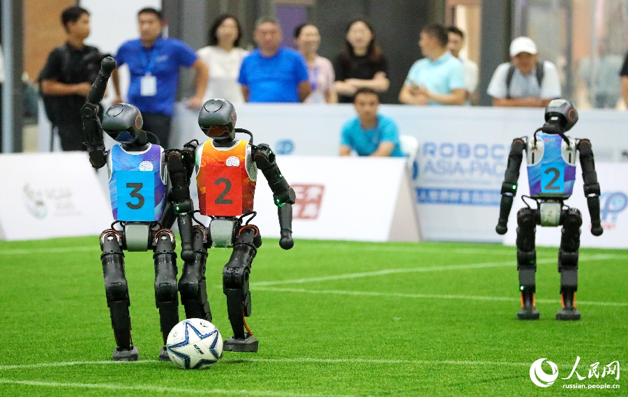 В городе Циндао провели пригласительный турнир RoboCup-2025 Азиатско-Тихоокеанского региона