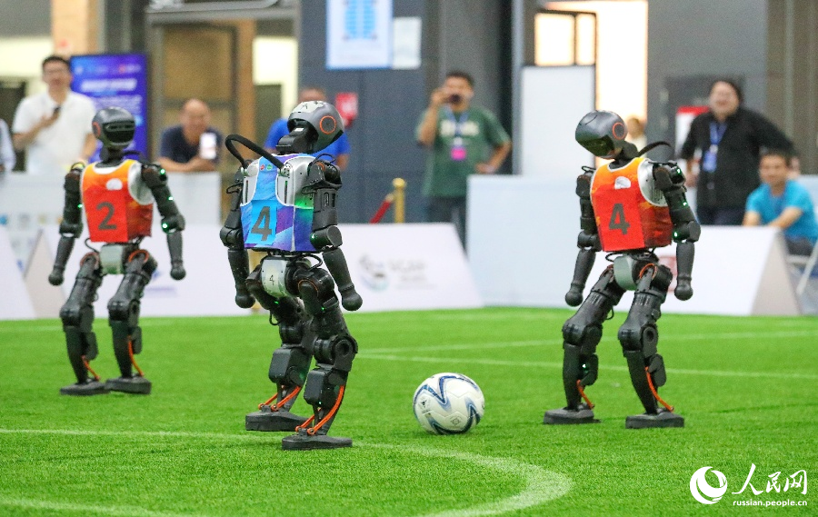 В городе Циндао провели пригласительный турнир RoboCup-2025 Азиатско-Тихоокеанского региона