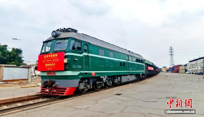 Нормализовалось движение грузовых поездов из Пекина в Центральную Азию через КПП Алашанькоу