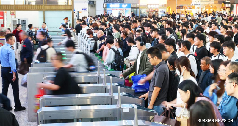 В Китае наблюдается пик обратного пассажиропотока в связи с завершением праздничных каникул