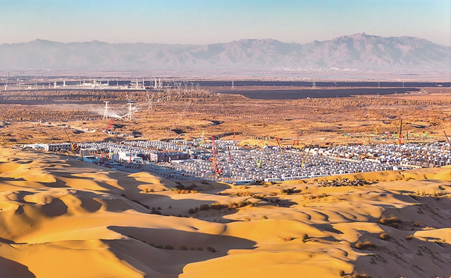 В пустыне Китая возводят гигантский «аккумулятор» мощностью 3 ГВт