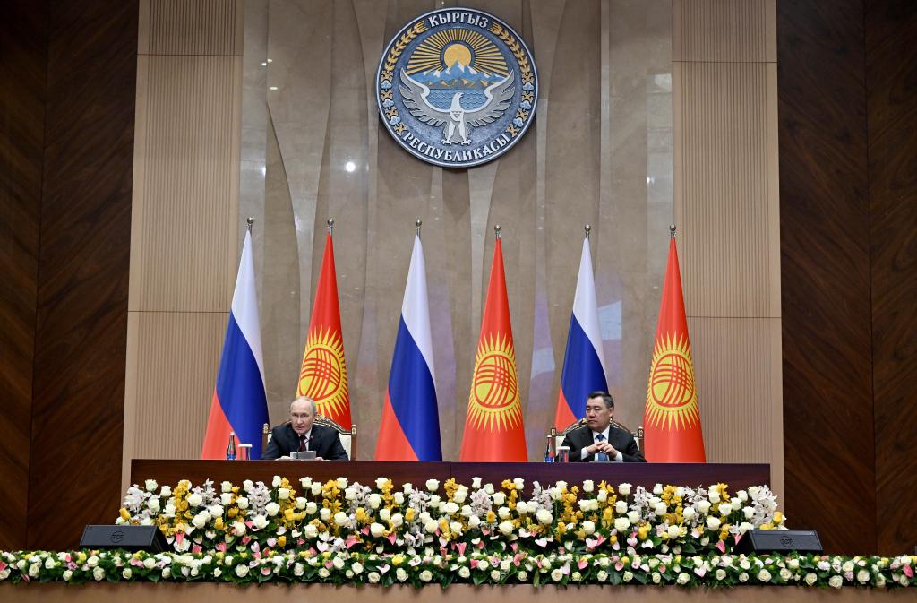 Президенты Кыргызстана и России высоко оценили двустороннее торгово-экономическое и инвестиционное сотрудничество