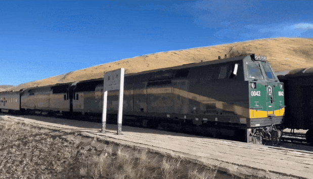 Открыт самый высокогорный пассажирский вокзал вдоль железной дороги Цинхай-Сицзан