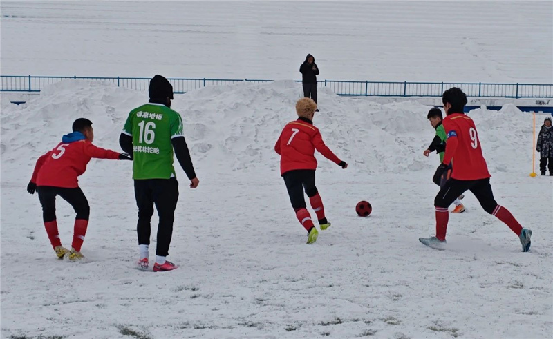 Китайско-российский турнир по зимнему футболу прошел в провинции Хэйлунцзян