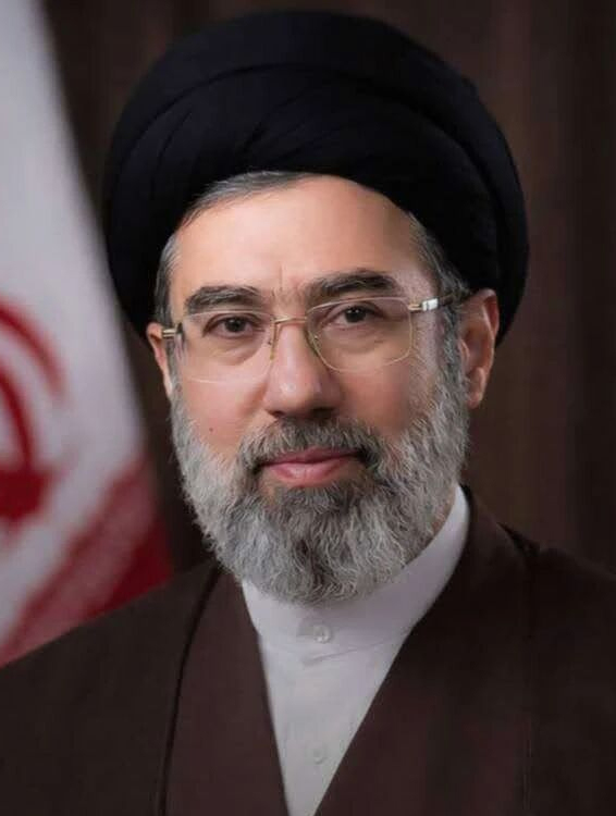 Новый верховный лидер Ирана призвал к продолжению блокирования Ормузского пролива и пообещал открыть новые фронты боевых действий