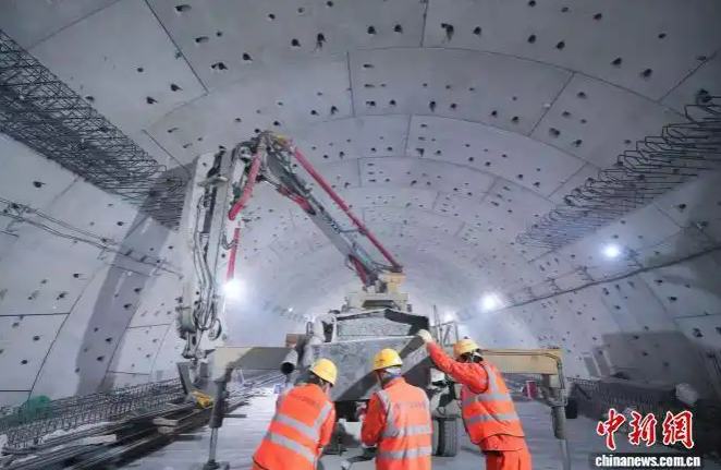 В Цзинане завершено строительство крупнейшего по диаметру подводного тоннеля в мире