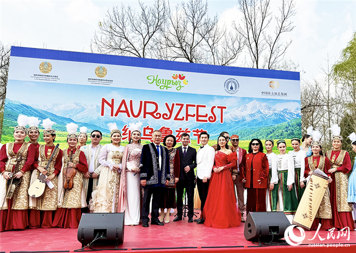 В Пекине жители Китая и Казахстана вместе отметили праздник Наурыз