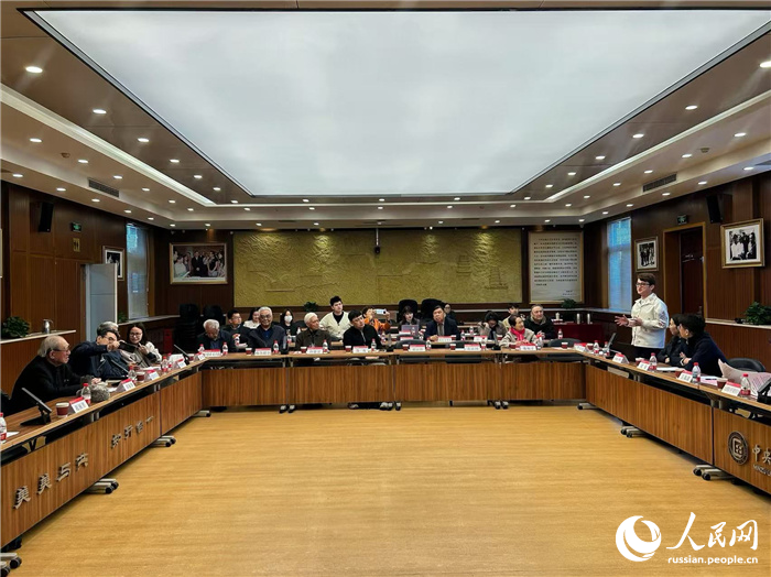 Эпос «Манас» переводят в цифровой формат для сохранения и популяризации